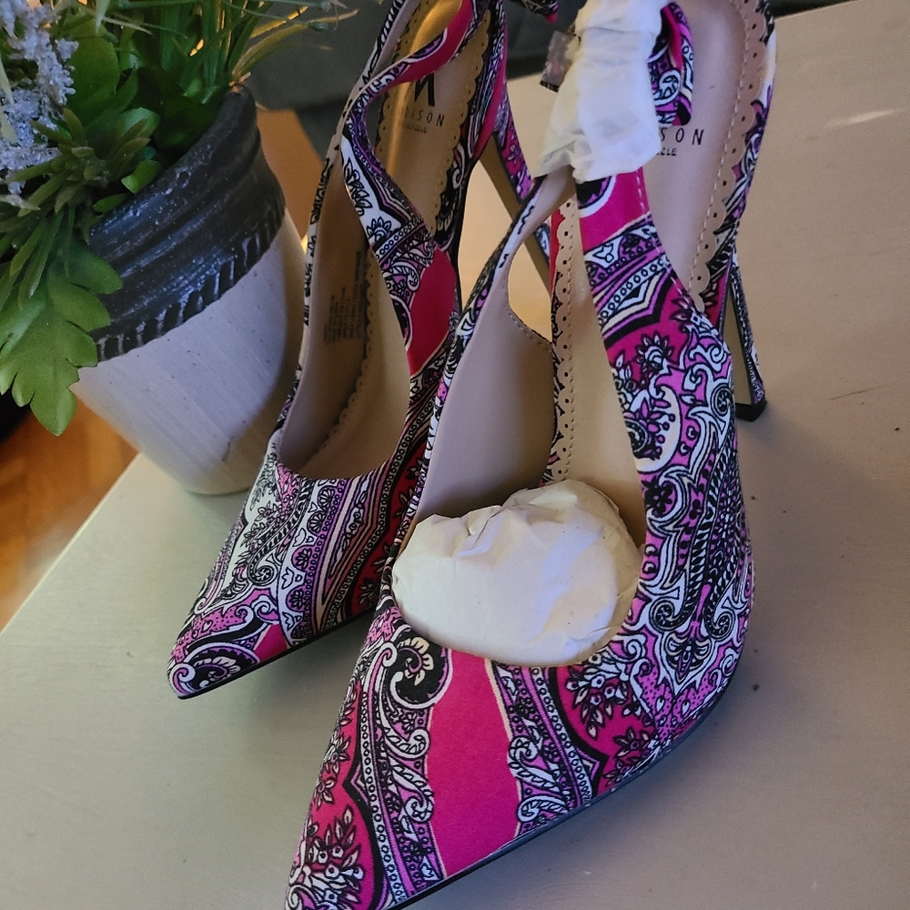 Gorgeous shoes madison by shoe dazzle, new 7.5